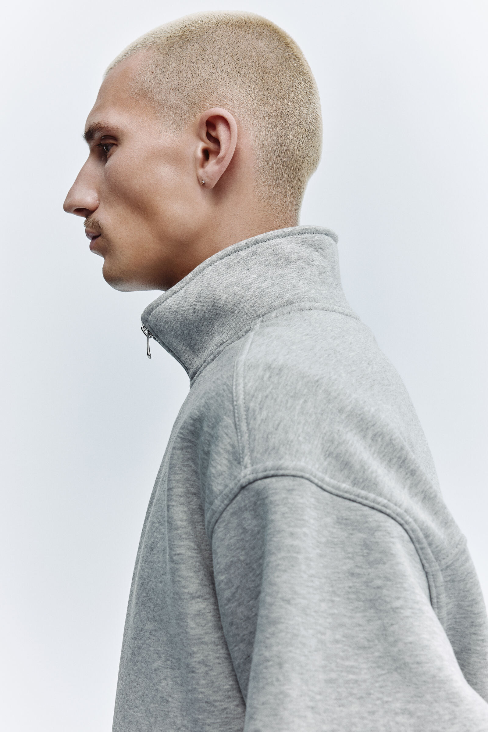 Sweatshirt com meio fecho loose fit | H&M Brasil